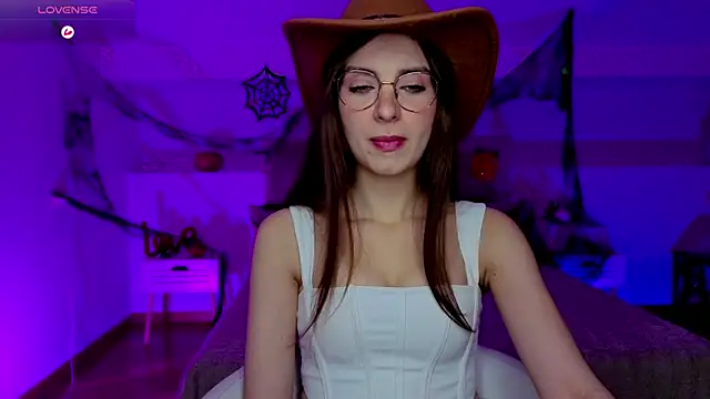 Real cutie1 online show from October 31, 7:32 pm