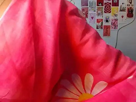 kiara 1122 online show from January 6, 9:30 pm