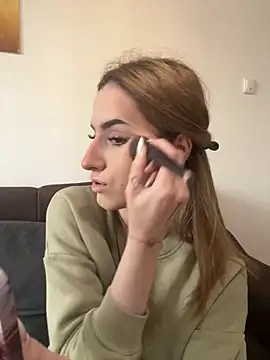 AriaAdda online show from March 18, 1:57 pm