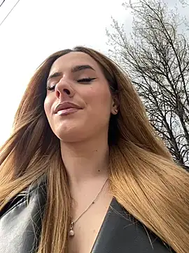 AriaAdda online show from April 4, 1:28 pm