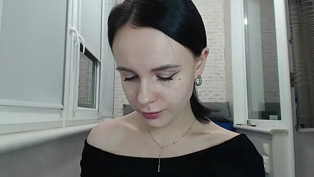 Blair Yates online show from November 10, 11:32 pm