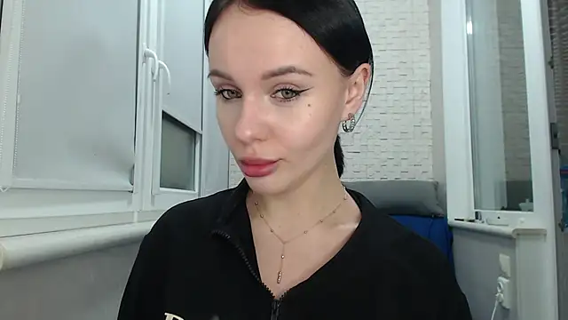 Blair Yates online show from November 13, 10:24 pm