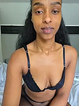 Hazel Dollxx online show from June 5, 9:15 am