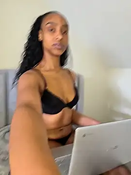 Hazel Dollxx online show from May 18, 10:42 am