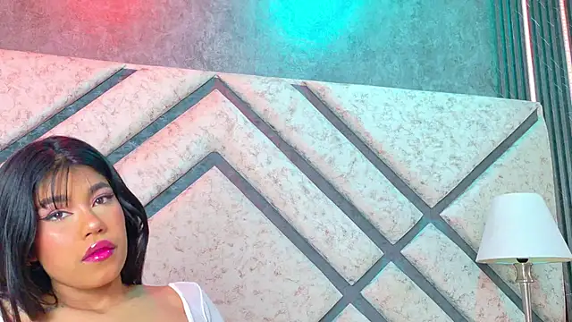 ZafiraRose online show from February 24, 12:28 pm