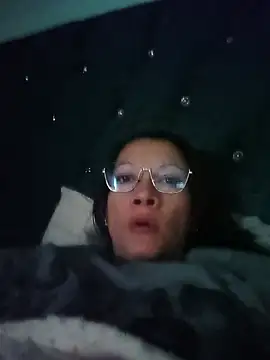 Snapshot of Chriss_girl_of_imaginatio chatting on July 16, 1:19 pm Chriss girl of imaginatio online show from July 16, 1:19 pm