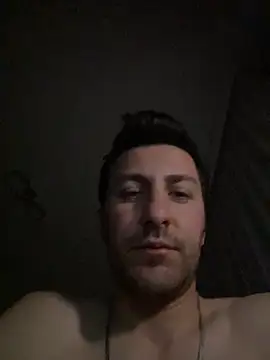 emredenizz07 online show from March 7, 6:02 pm