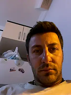 Snapshot of emredenizz07 chatting on October 7, 5:03 pm emredenizz07 online show from October 7, 5:03 pm