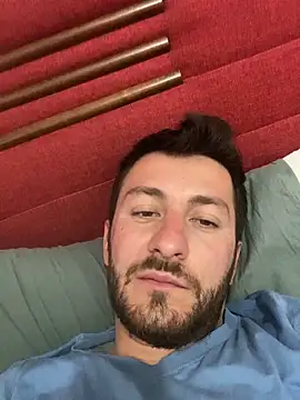 Snapshot of emredenizz07 chatting on October 7, 2:56 am emredenizz07 online show from October 7, 2:56 am