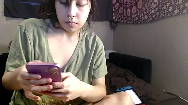 Snapshot of London_Ray chatting on May 29, 12:38 am London Ray online show from May 29, 12:38 am