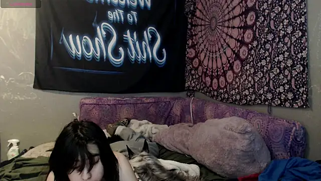 London Ray online show from September 29, 4:08 am