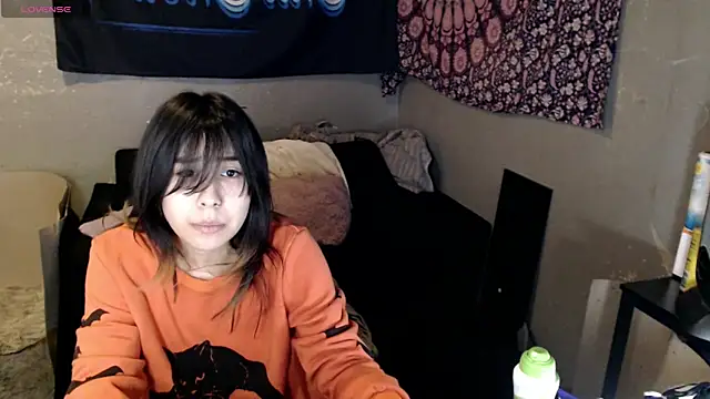 London Ray online show from October 26, 6:25 am