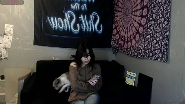 London Ray online show from October 8, 6:04 am