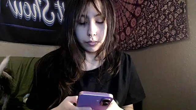 Snapshot of London_Ray chatting on June 2, 11:38 pm London Ray online show from June 2, 11:38 pm