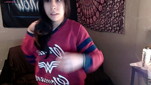 London Ray online show from April 18, 10:32 pm