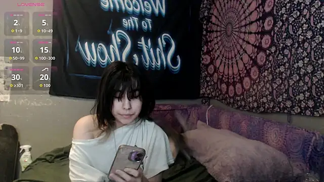 London Ray online show from October 2, 5:44 am