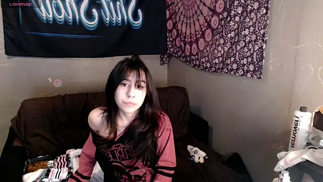 London Ray online show from March 31, 10:34 pm