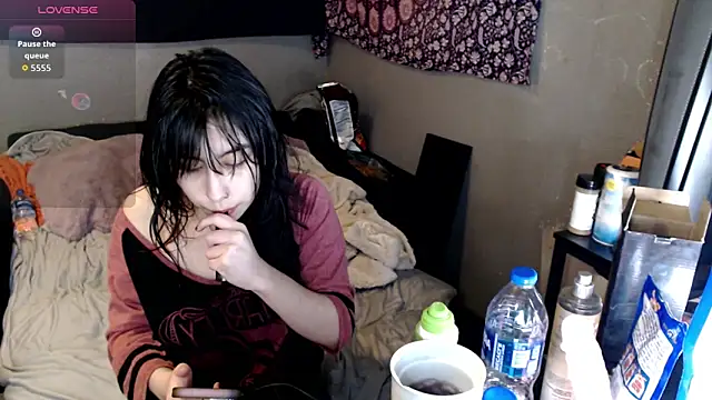 London Ray online show from December 1, 2:34 am