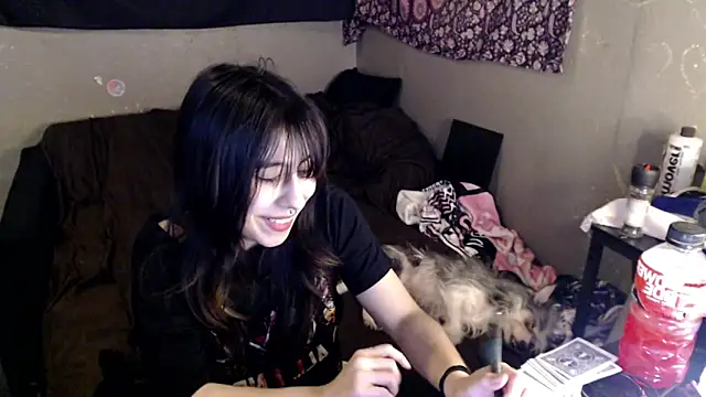 London Ray online show from March 8, 2:04 am