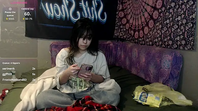 London Ray online show from October 4, 6:26 am