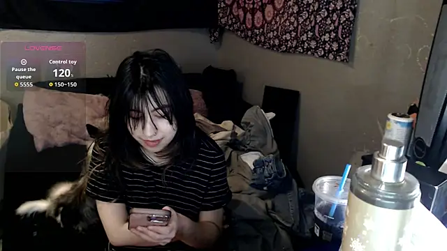 London Ray online show from November 8, 7:23 am