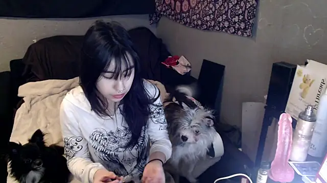 London Ray online show from February 24, 9:48 pm