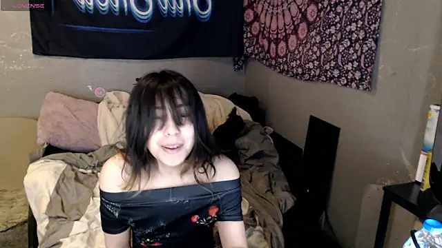 London Ray online show from October 25, 8:46 am