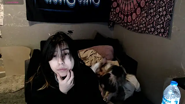 London Ray online show from October 22, 2:22 am