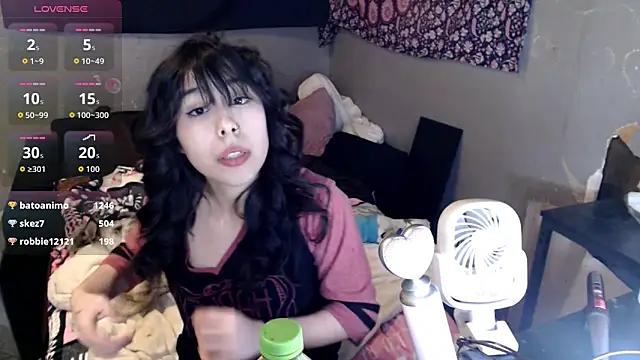 London Ray online show from February 12, 4:45 am