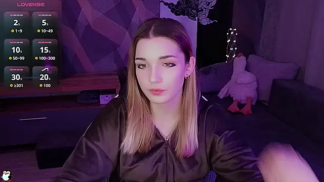 Sandy Belle online show from November 29, 5:46 pm