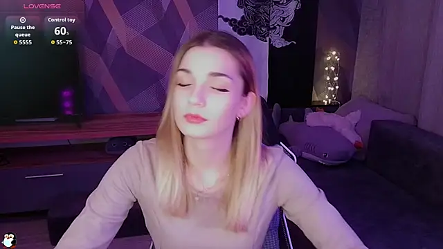 Sandy Belle online show from November 28, 10:43 pm