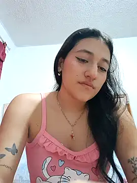 Snapshot of Tammys4 chatting on December 2, 3:19 am Tammys4 online show from December 2, 3:19 am