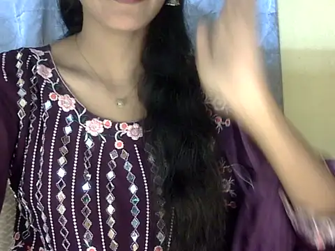 Snapshot of zara_Khan0 chatting on September 14, 2:50 pm zara Khan0 online show from September 14, 2:50 pm