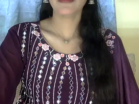 Snapshot of zara_Khan0 chatting on September 14, 2:45 am zara Khan0 online show from September 14, 2:45 am