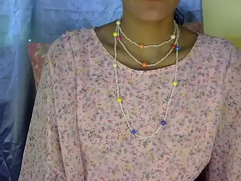 Snapshot of zara_Khan0 chatting on September 22, 4:40 am zara Khan0 online show from September 22, 4:40 am