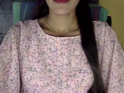 Snapshot of zara_Khan0 chatting on October 5, 2:19 pm zara Khan0 online show from October 5, 2:19 pm