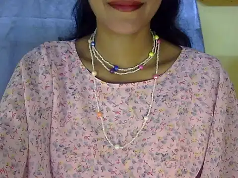 Snapshot of zara_Khan0 chatting on September 11, 2:22 am zara Khan0 online show from September 11, 2:22 am
