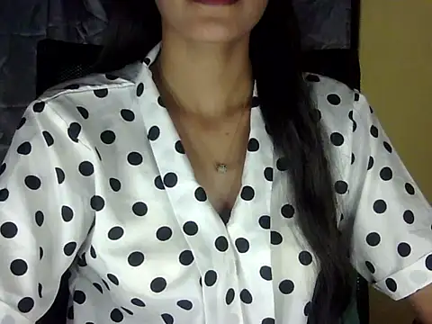 zara Khan0 online show from November 9, 2:43 pm