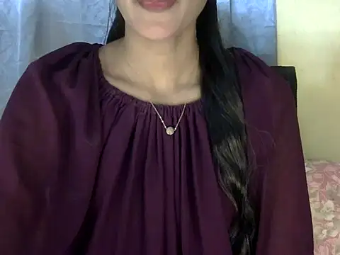 Snapshot of zara_Khan0 chatting on September 29, 1:39 pm zara Khan0 online show from September 29, 1:39 pm