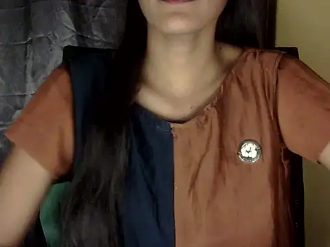 zara Khan0 online show from December 3, 5:23 pm