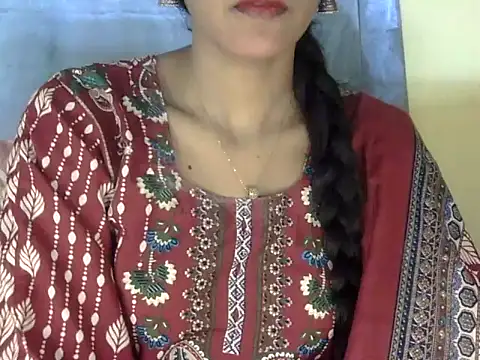 Snapshot of zara_Khan0 chatting on September 23, 4:52 am zara Khan0 online show from September 23, 4:52 am