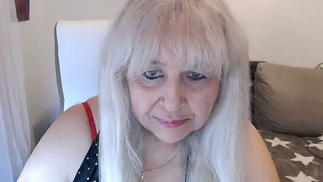 Snapshot of SusiLifeXXX chatting on September 27, 7:09 pm SusiLifeXXX online show from September 27, 7:09 pm
