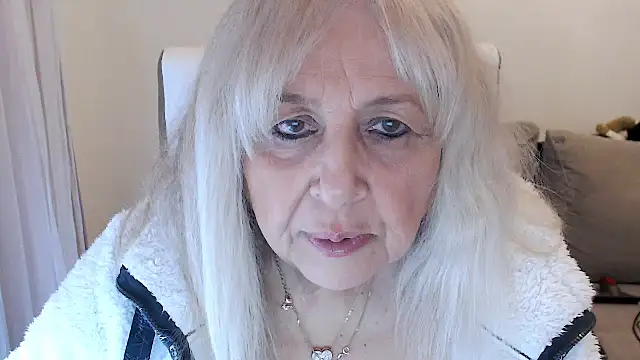 SusiLifeXXX online show from January 6, 8:46 pm