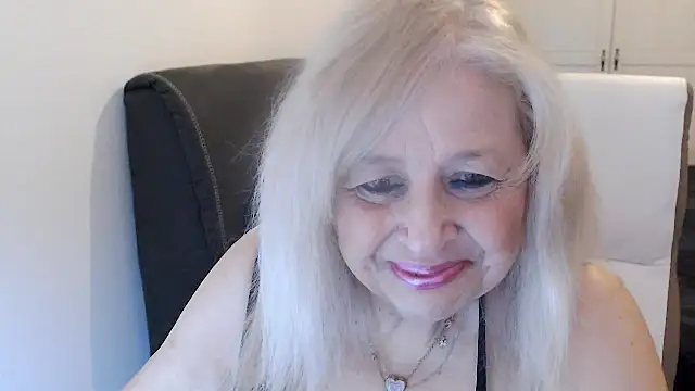 SusiLifeXXX online show from March 4, 7:54 pm