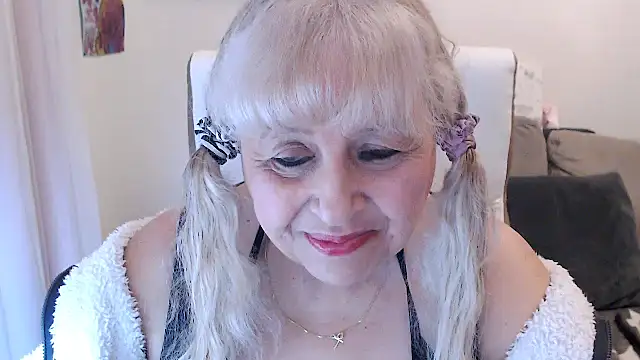 SusiLifeXXX online show from October 21, 6:29 pm