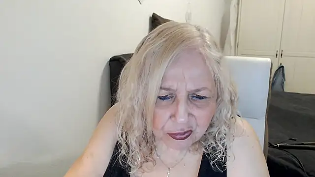 SusiLifeXXX online show from May 27, 7:54 pm