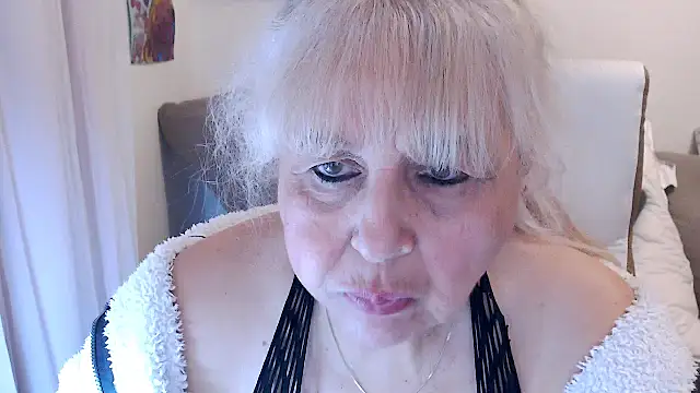 SusiLifeXXX online show from November 17, 8:24 pm