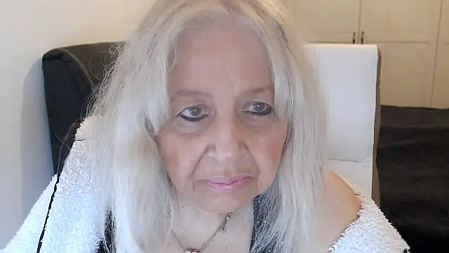 SusiLifeXXX online show from February 15, 7:02 pm