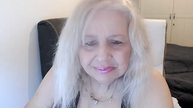 SusiLifeXXX online show from February 24, 9:15 pm