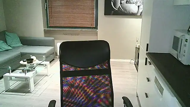 Dartanjanas13 online show from November 5, 5:27 pm